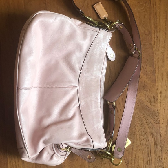 Pink Leather Coach Shoulder Bag - Picture 3 of 6